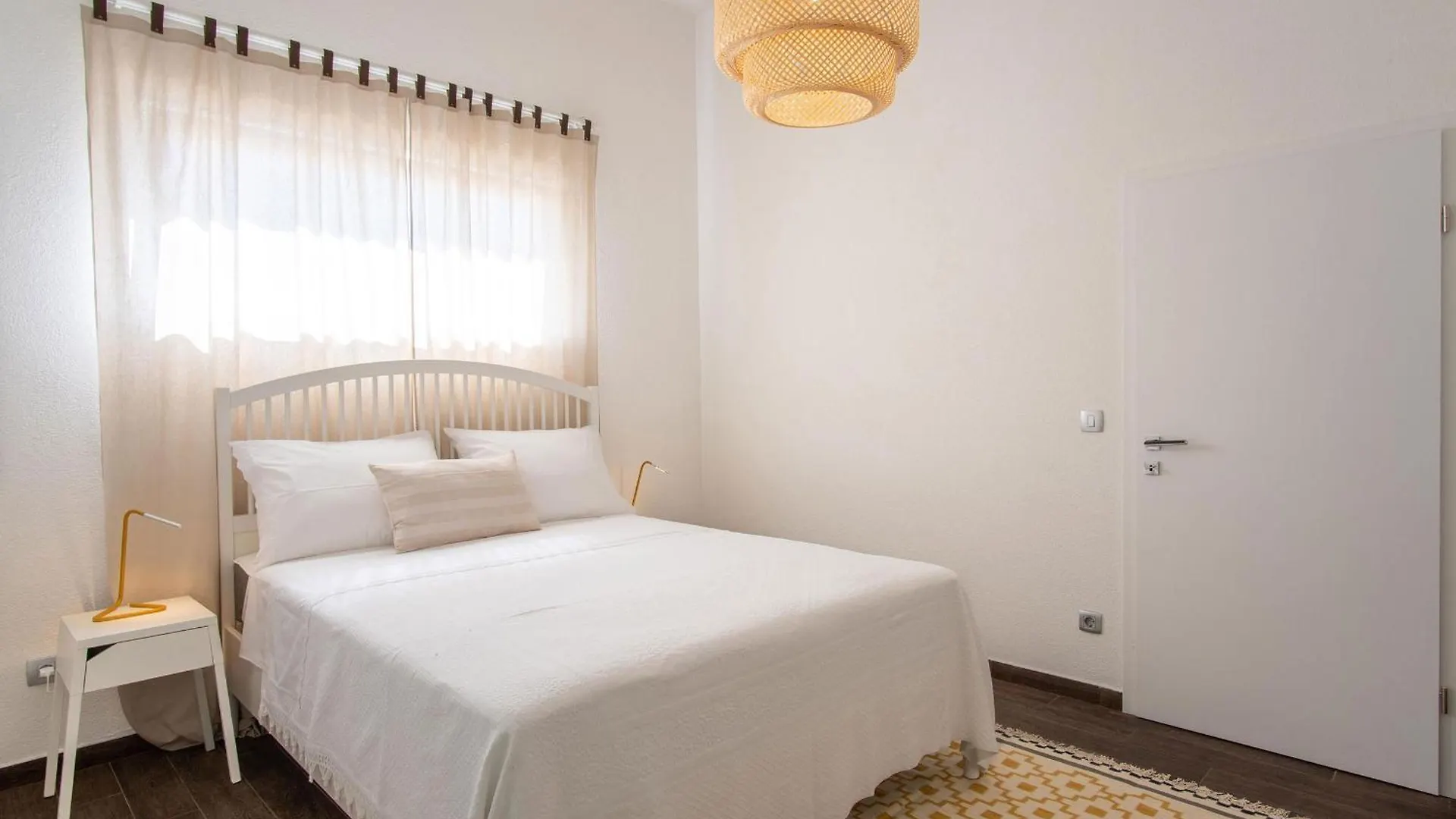 コラン Seaside House For Families With Children Mandre, Pag - 22604ヴィラ 0*,